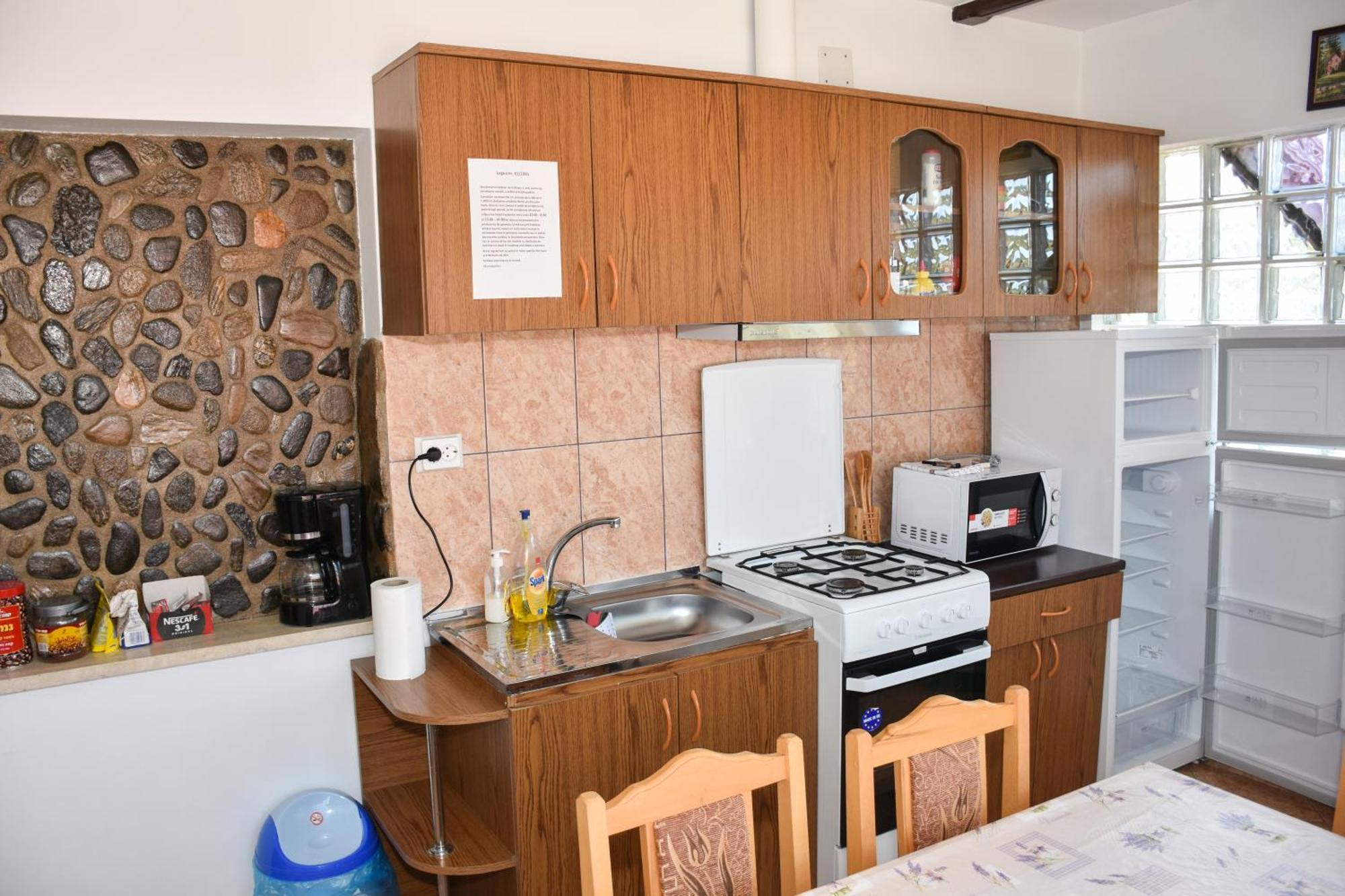 Casa Diana-Maria Apartment Curtea De Arges Bagian luar foto