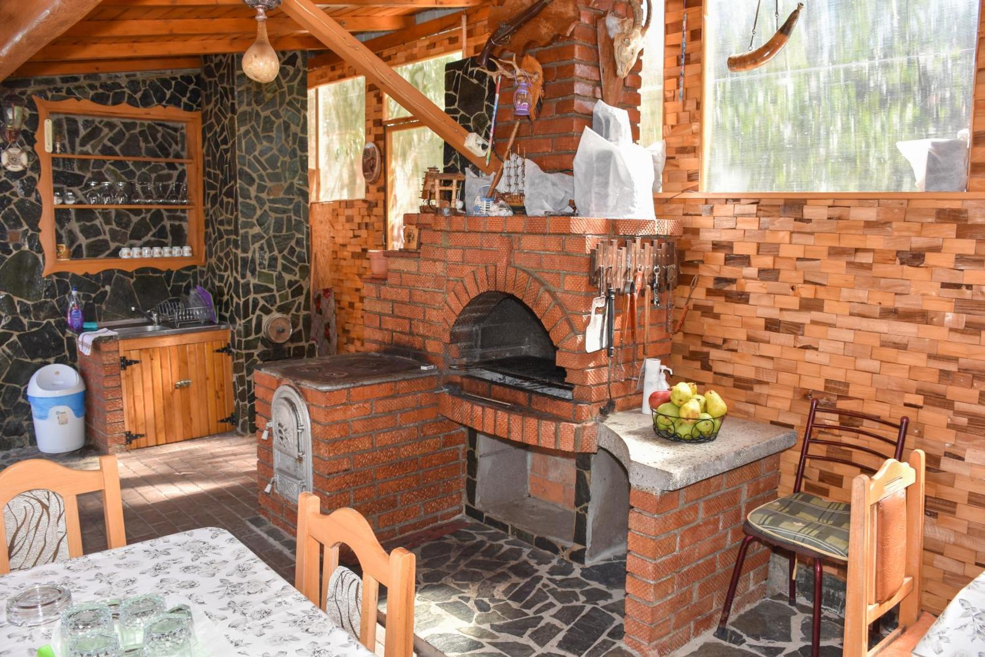 Casa Diana-Maria Apartment Curtea De Arges Bagian luar foto